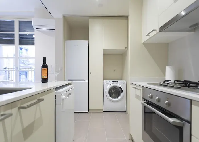 Bravissimo Cort Reial-1a Апартаменты