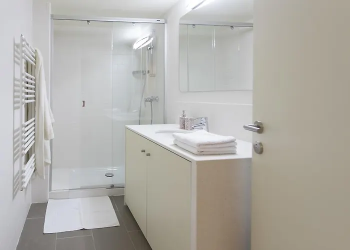 Bravissimo Cort Reial-1a *