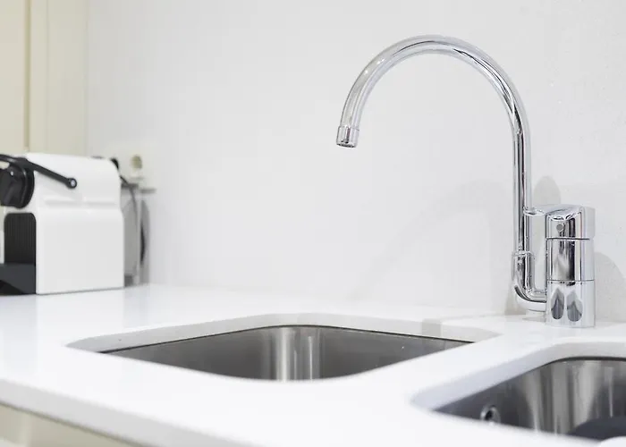 Bravissimo Cort Reial-1a Жирона