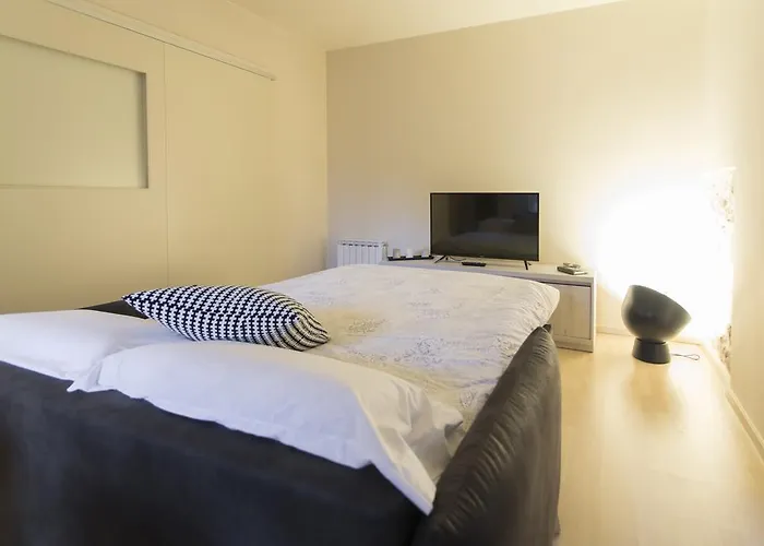 Bravissimo Cort Reial-1a Апартаменты